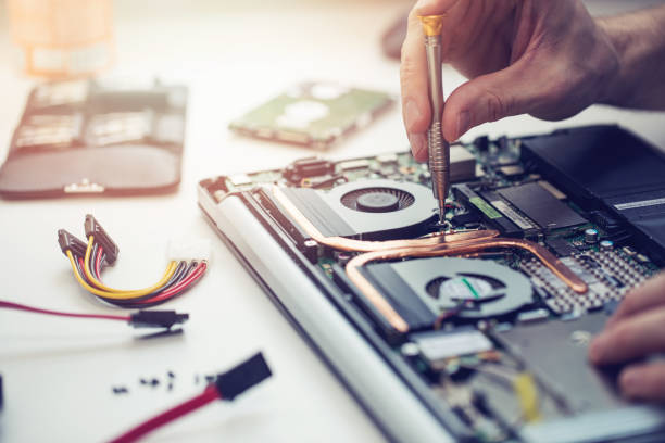 Expert Technicians and Advanced Laptop Repairs at Computerwale Ahmedabad